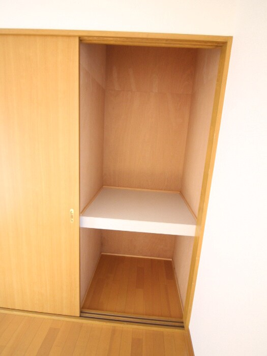 物件内観写真9　(収納)
