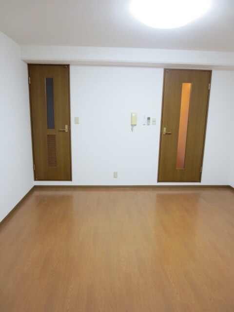 物件内観写真5　(居室)