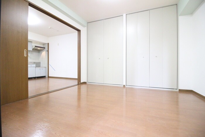 物件内観写真6　(居室)