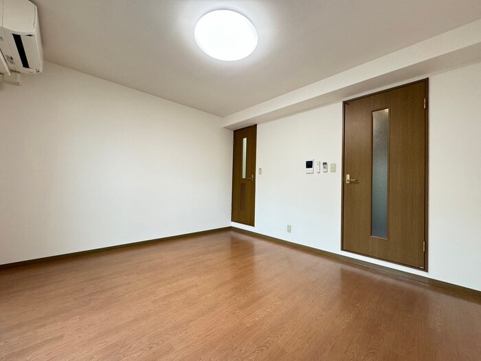 物件内観写真6　(居室)