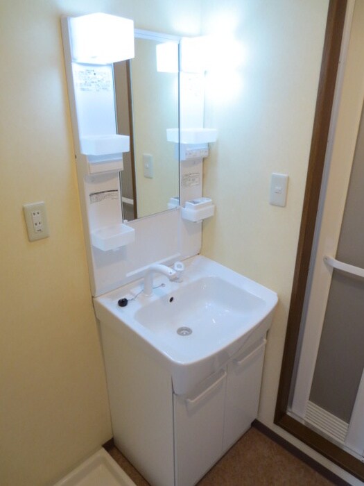 物件内観写真8　(洗面)