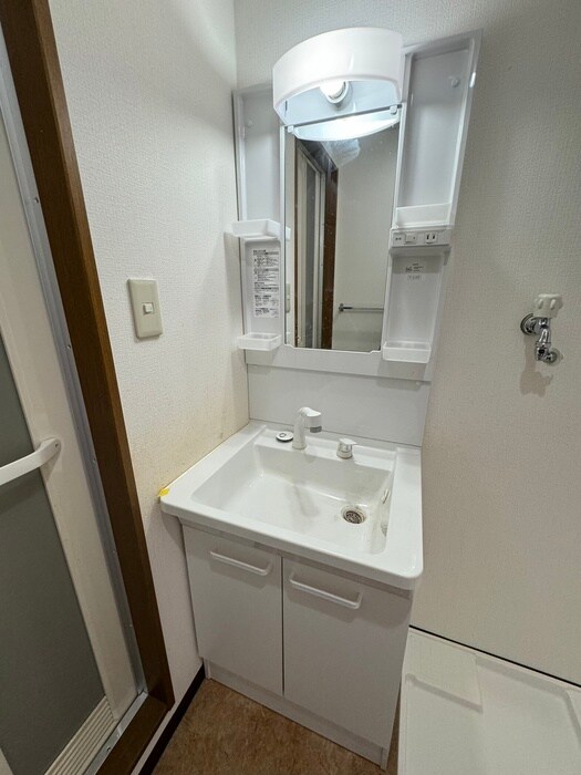 物件内観写真9　(洗面)