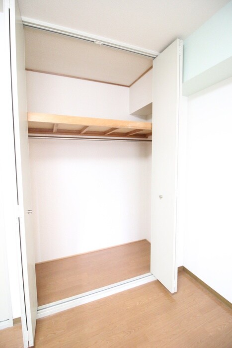 物件内観写真11　(収納)