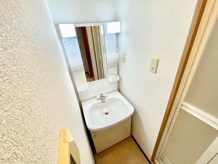 物件内観写真13　(洗面)