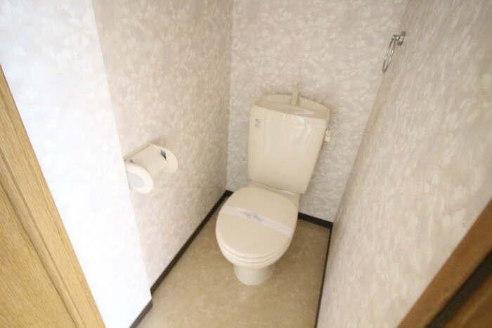 物件内観写真13　(トイレ)