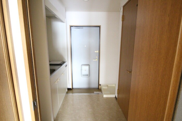 物件内観写真15　(廊下)