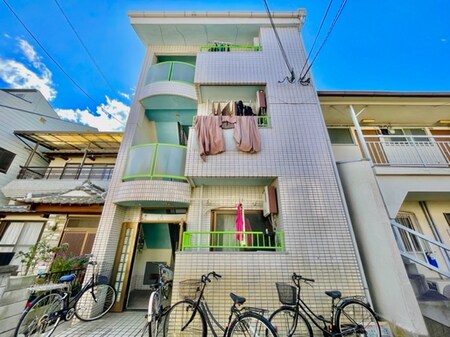 坂本マンション外観写真