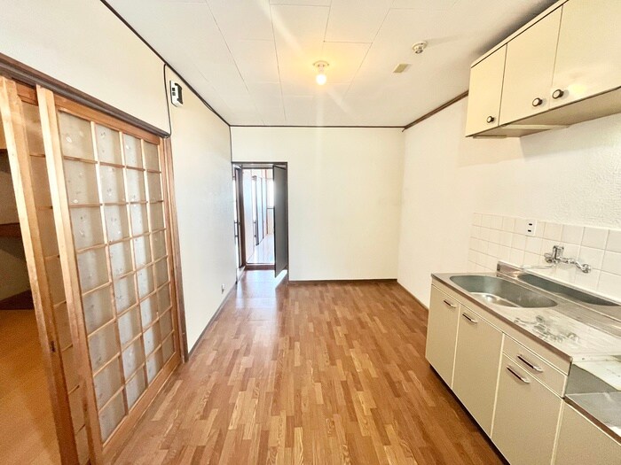 物件内観写真11　(居室)