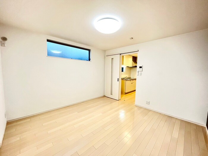 物件内観写真11　(居室)