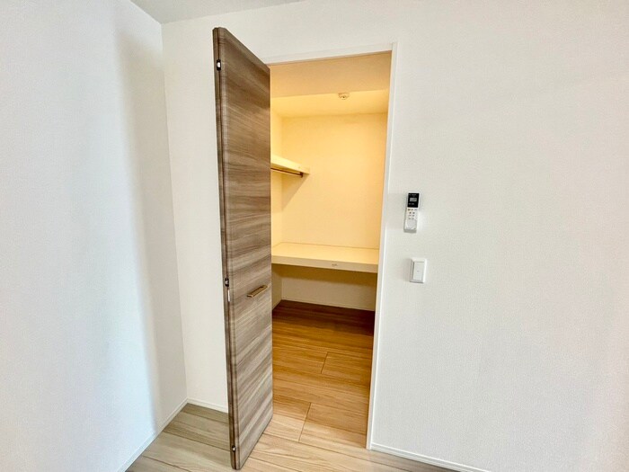 物件内観写真20　(収納)