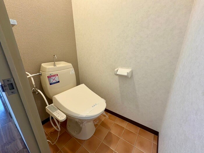 物件内観写真11　(トイレ)