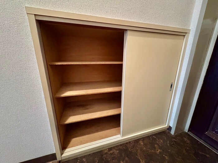 物件内観写真17　(靴箱)