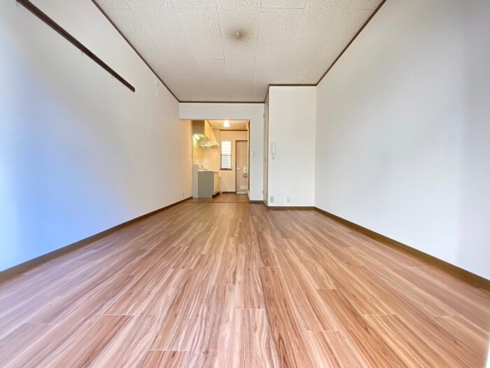 物件内観写真10　(居室)