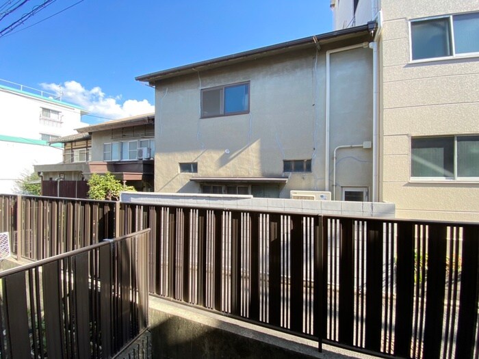 物件内観写真20　(室内からの展望)