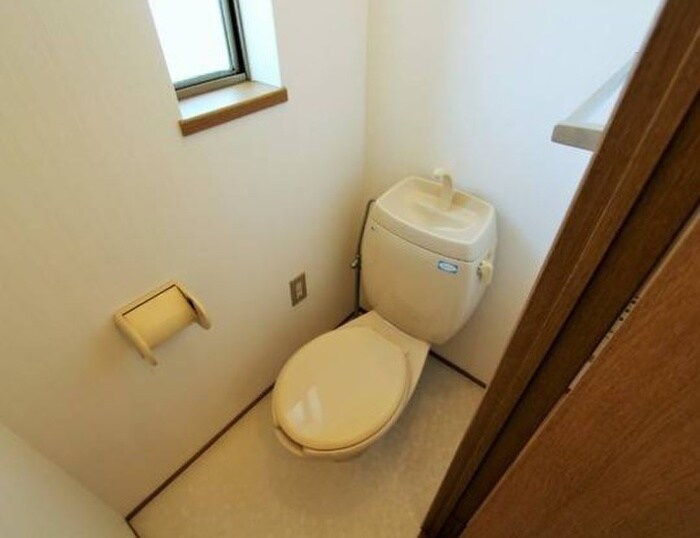 物件内観写真9　(トイレ)