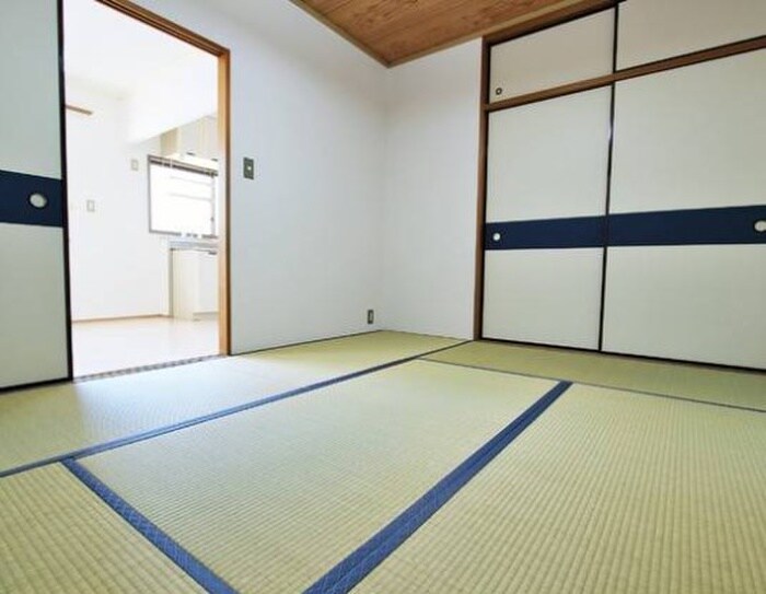 物件内観写真16　(居室)