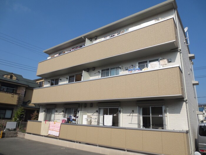 物件外観写真1　(外観写真)