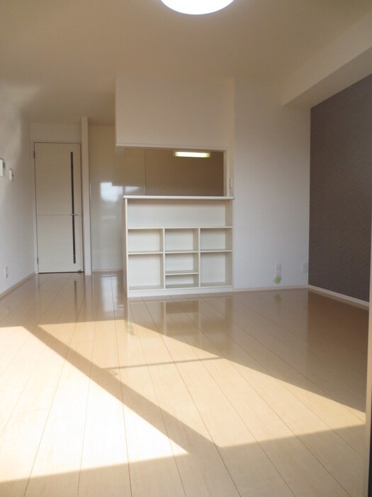 物件内観写真6　(居室)