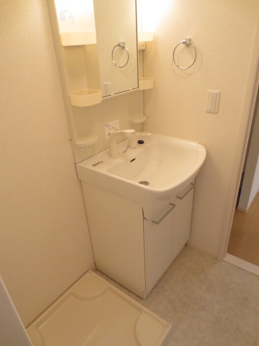 物件内観写真13　(洗面)