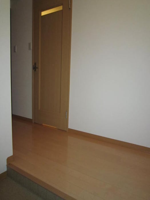 物件内観写真18　(廊下)