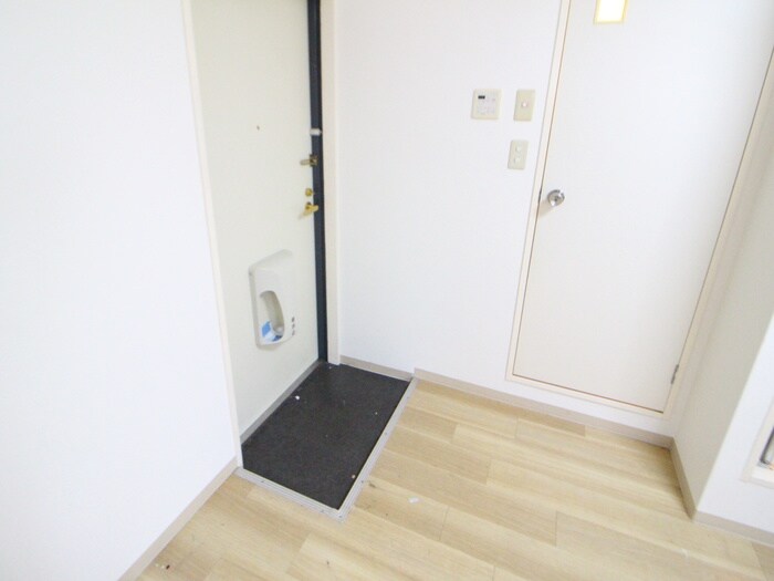 Collection堺東Ⅲの玄関