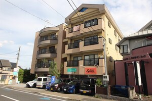 ルミエ－ル泉外観写真