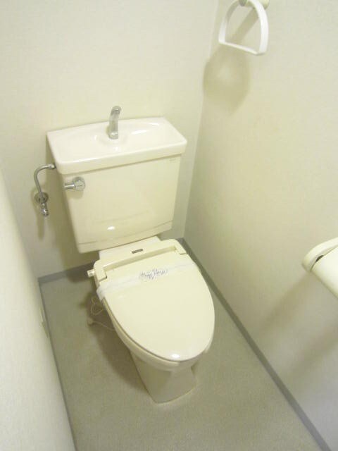 物件内観写真11　(トイレ)