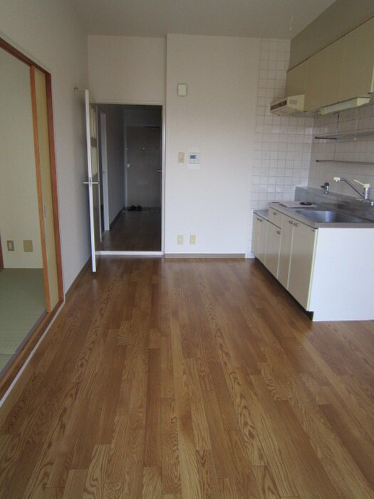 物件内観写真5　(居室)