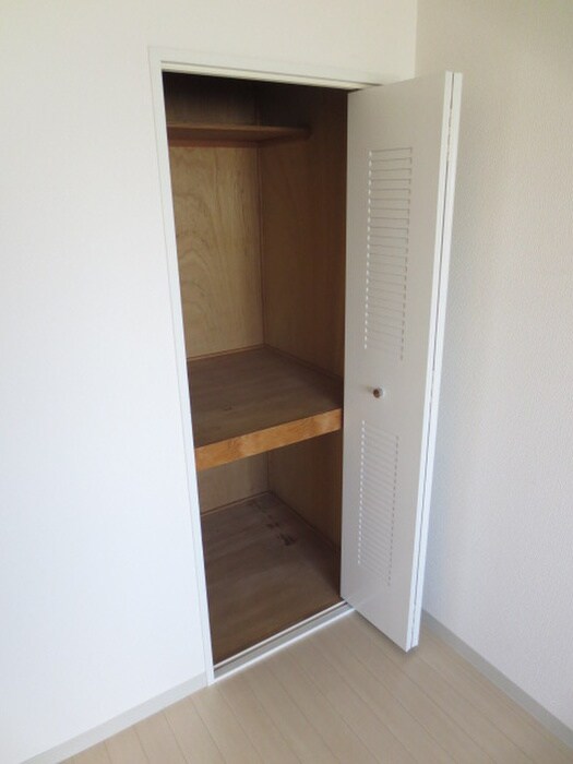 物件内観写真9　(収納)