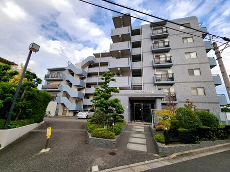 グランエスペランサ千里外観写真