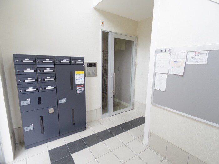 物件外観写真4　(建物設備)