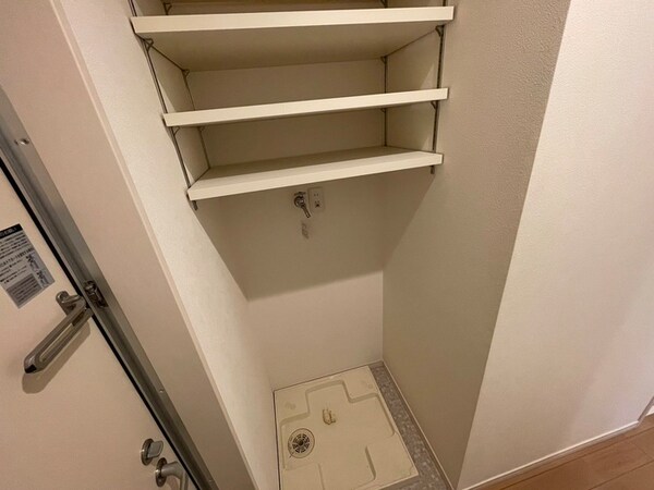 洗濯機置場