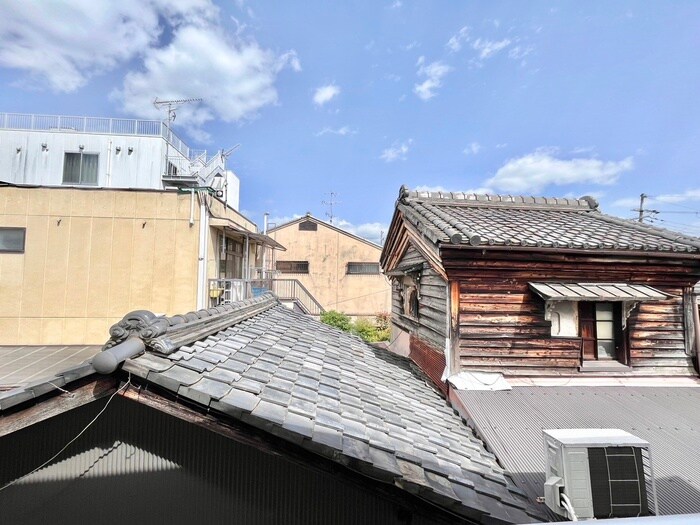 物件内観写真22　(室内からの展望)