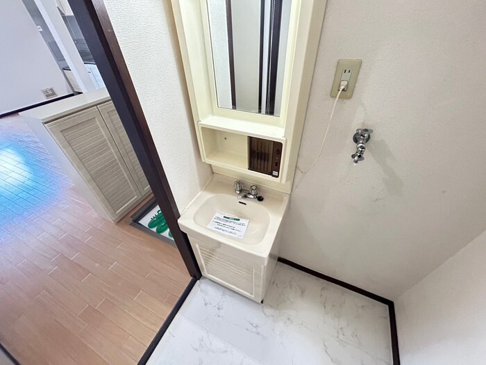 物件内観写真7　(洗面)