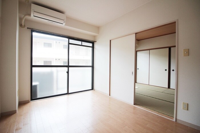 物件内観写真15　(居室)