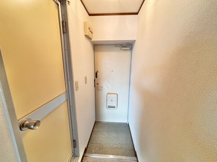 物件内観写真20　(玄関)