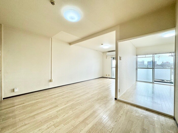 物件内観写真11　(居室)