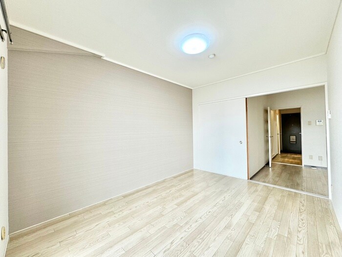 物件内観写真13　(居室)