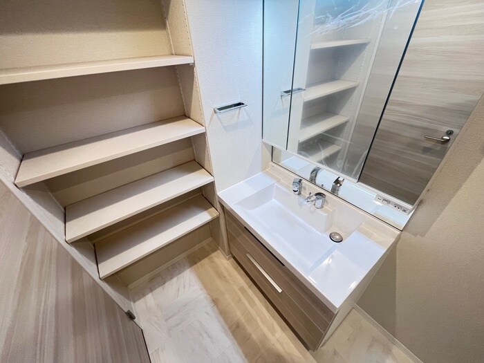 物件内観写真12　(洗面)