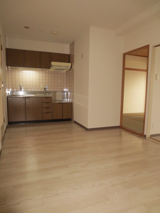 物件内観写真10　(居室)