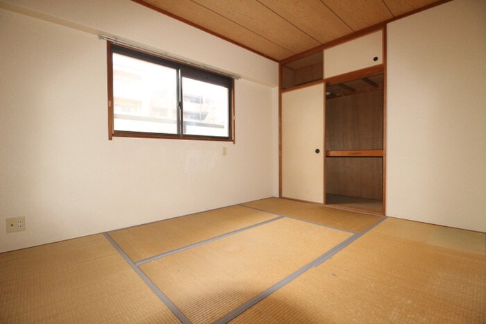 物件内観写真10　(居室)