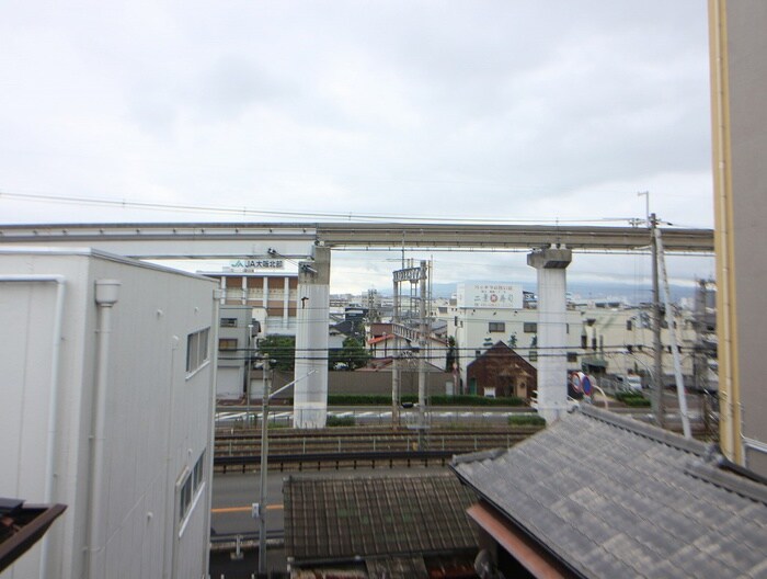 物件内観写真17　(室内からの展望)