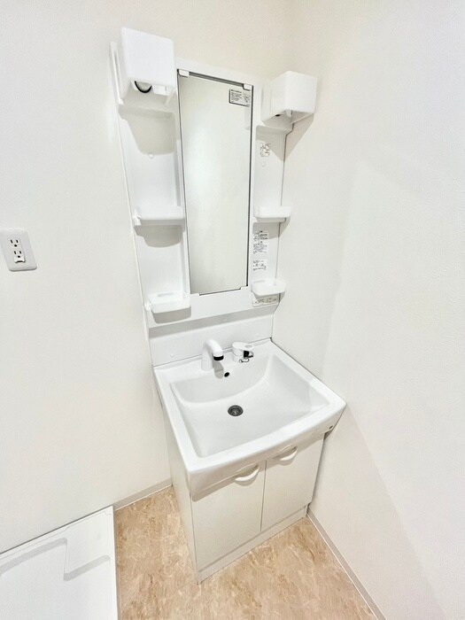 物件内観写真12　(洗面)