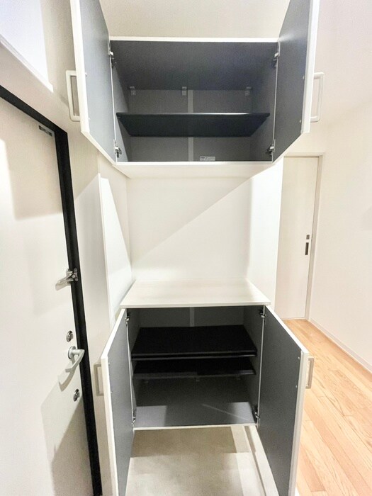 物件内観写真18　(靴箱)