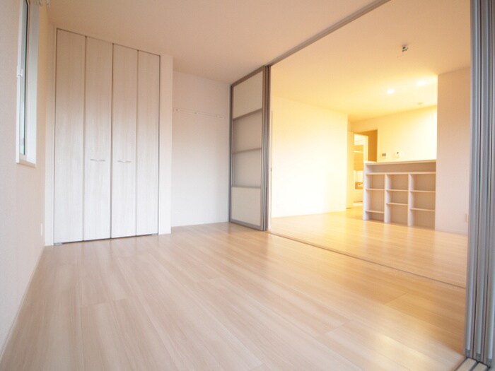 物件内観写真13　(居室)