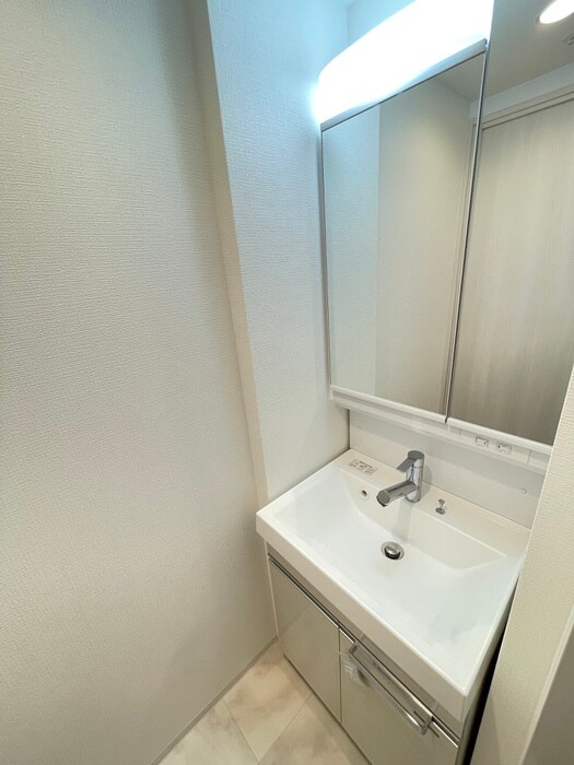 物件内観写真12　(洗面)