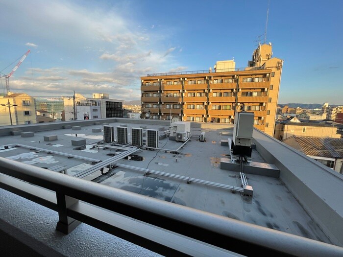 物件内観写真15　(室内からの展望)