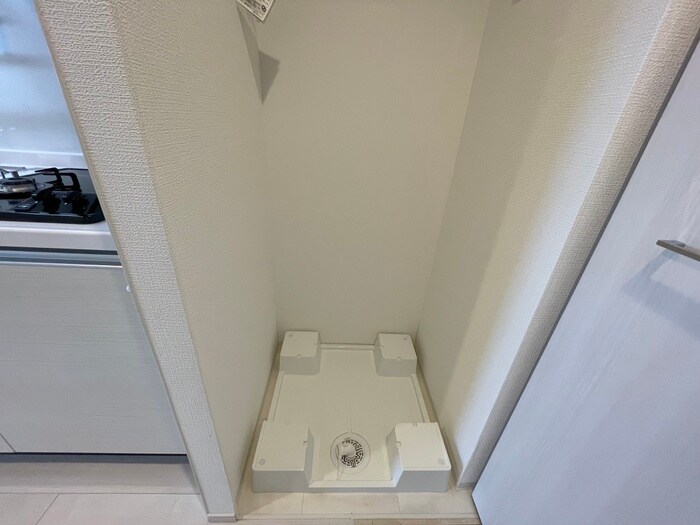 物件内観写真18　(洗濯機置場)