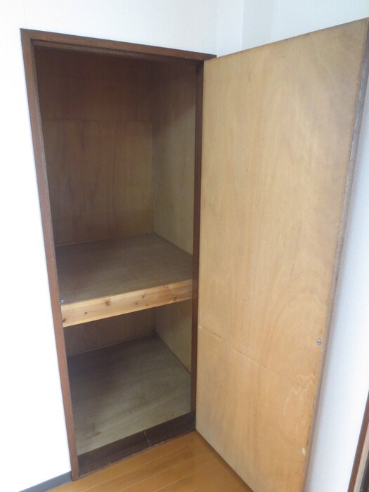 物件内観写真10　(収納)