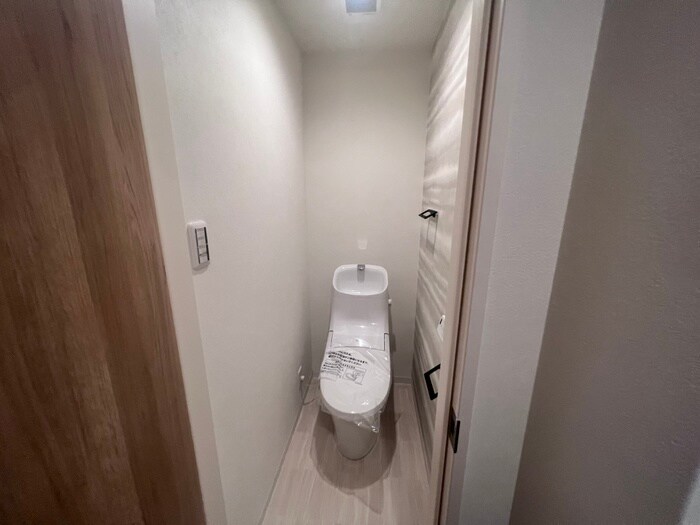 物件内観写真14　(トイレ)